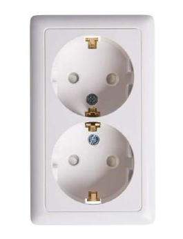 Розетка двойная ХИТ SE накладная с заземлением со шторками белая в Находке