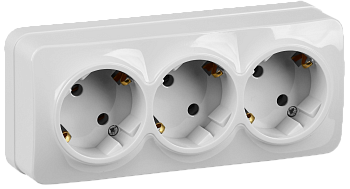 Розетка 3ая с з/к НАКЛАДНАЯ 16А GLORY белая РС23-3-ХБ IEK в Находке