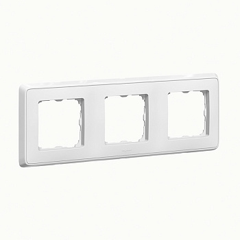 Рамка тройная CARIVA Legrand белая в Находке