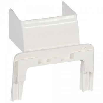 Выдвижной блок Mosaic для монтажа на торце мини-плинтуса DLPlus 40x20 белый Legrand в Находке