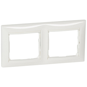 Рамка двойная VALENA Legrand белая в Находке
