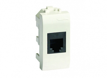 Розетка компьютерная RJ45 кат.5e экран., 8P8C, Brava, белая, 1мод DKC в Находке