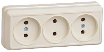 Розетка тройная ОКТАВА IEK накладная крем в Находке