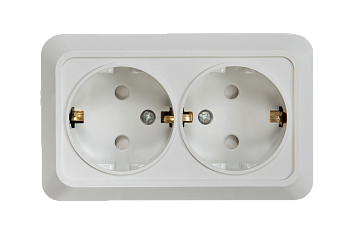 Розетка двойная с заземлением со шторкой BOLLETO белая накладная 7128х IN HOME в Находке