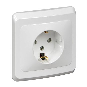 Розетка одинарная ЭТЮД SE со шторками с заземлением белая в Находке