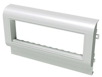 Суппорт с рамкой под 6 модулей для кабель-каналов 100 Brava DKC в Находке